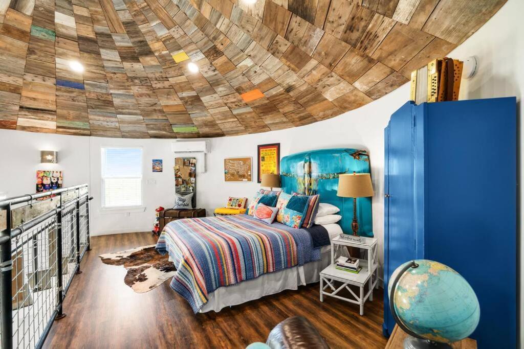 Silo House At Laughing Llama Farm Troy Екстер'єр фото