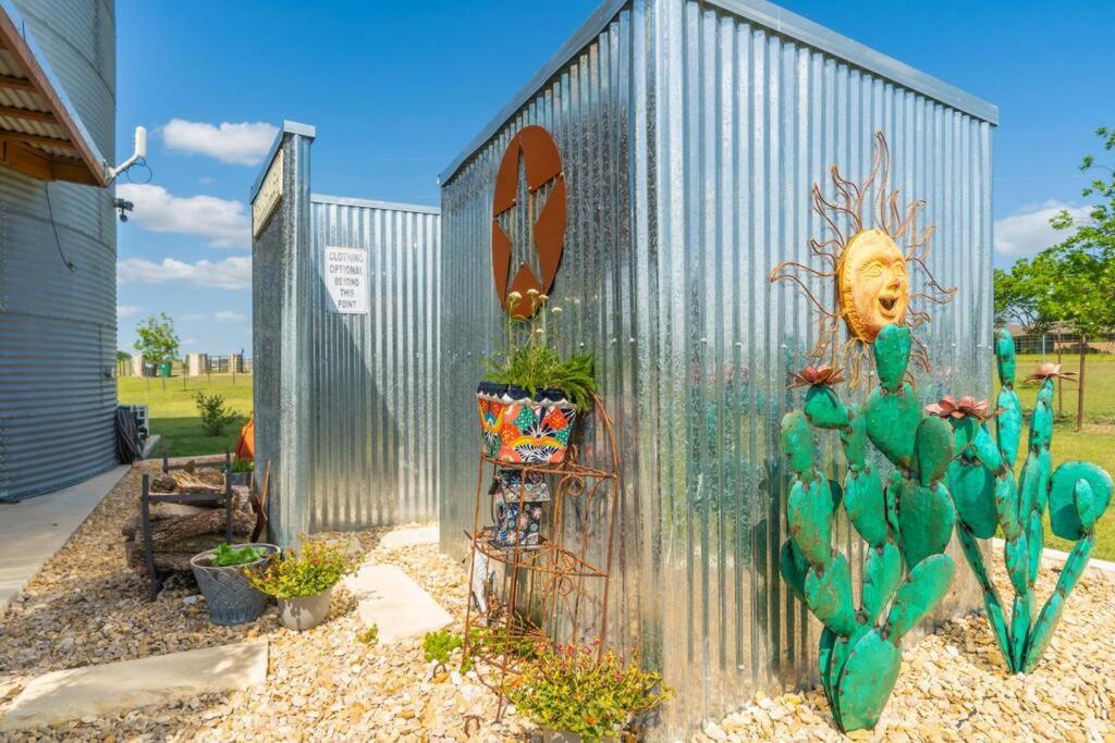 Silo House At Laughing Llama Farm Troy Екстер'єр фото