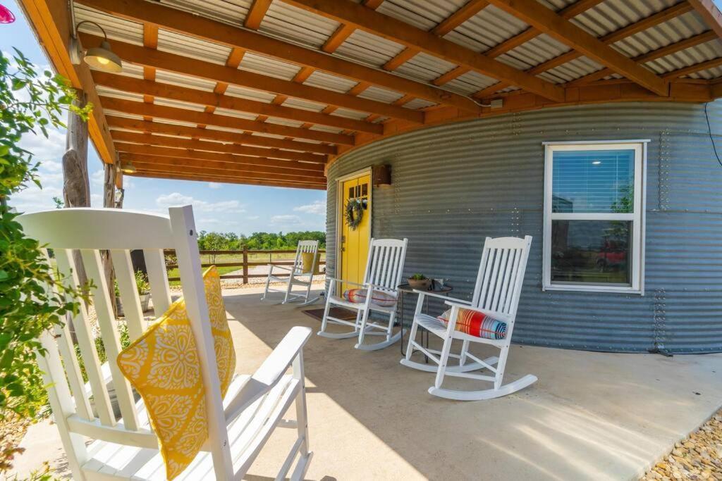 Silo House At Laughing Llama Farm Troy Екстер'єр фото