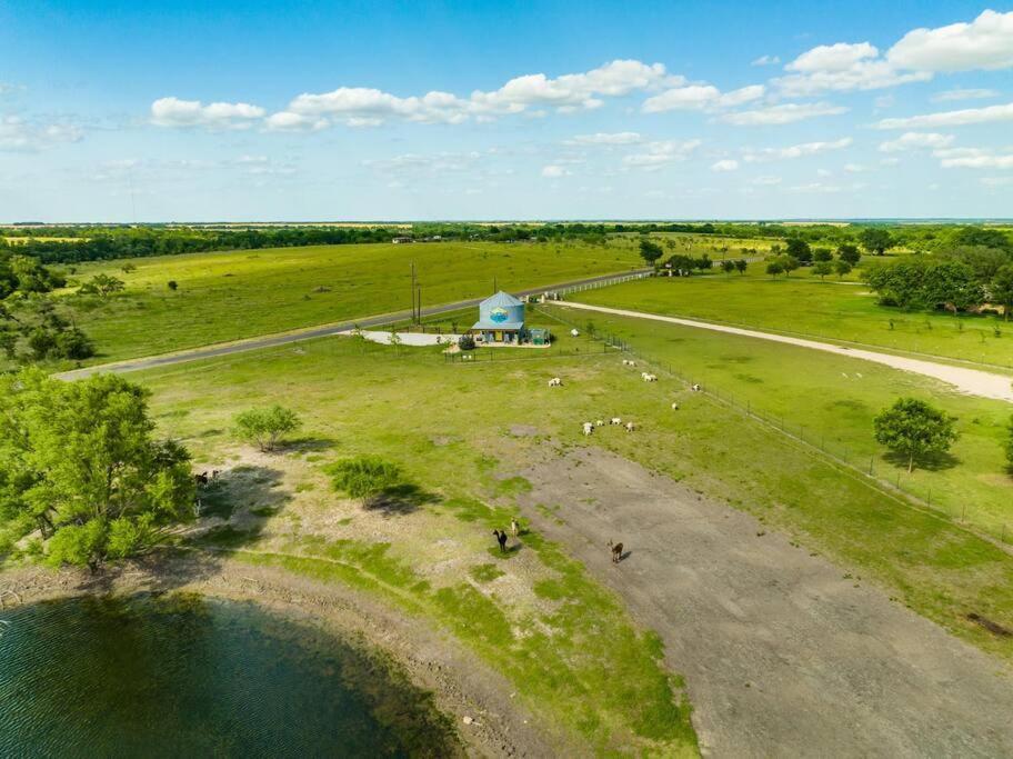 Silo House At Laughing Llama Farm Troy Екстер'єр фото